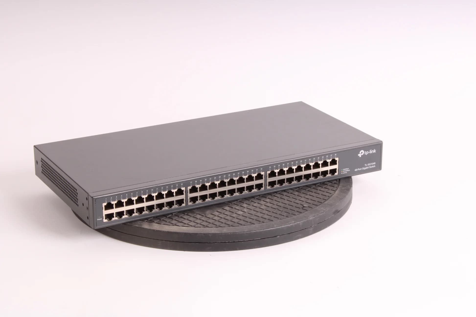TP-Link 48-Port Gigabit Rackmount Switch